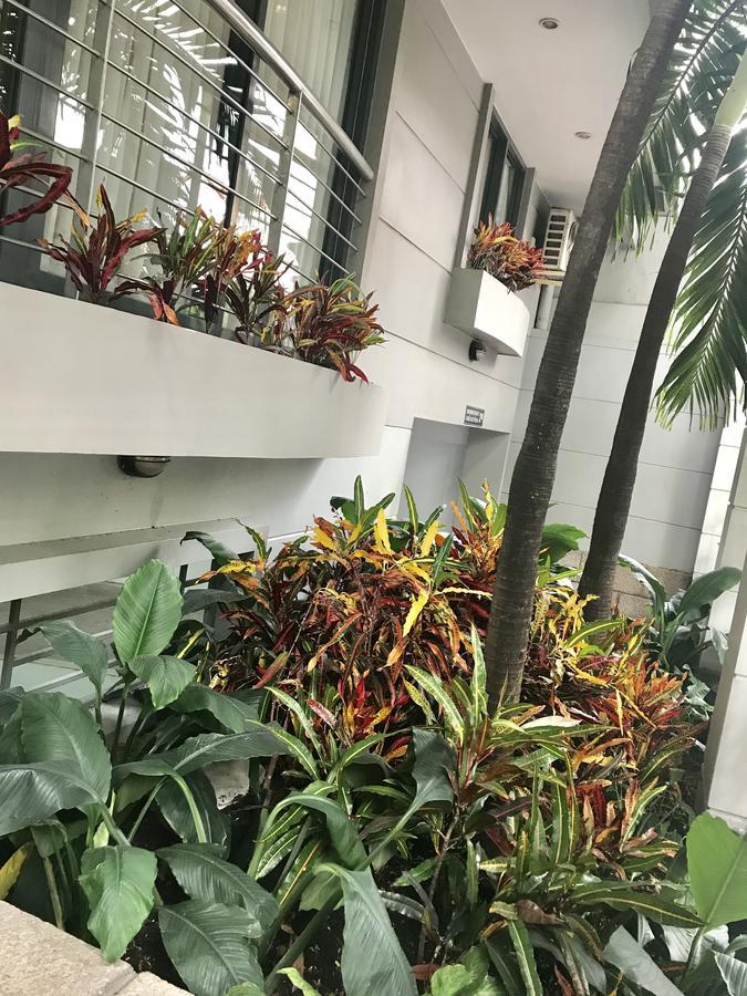 Downtown Retro Serviced Apartment Ho-Chi-Minh-Stadt Exterior foto
